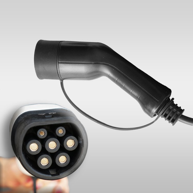 Factory selling CE TUV 11KW 16A Portable r Type 2 EV Charging Plug Electric Car Chargering cable