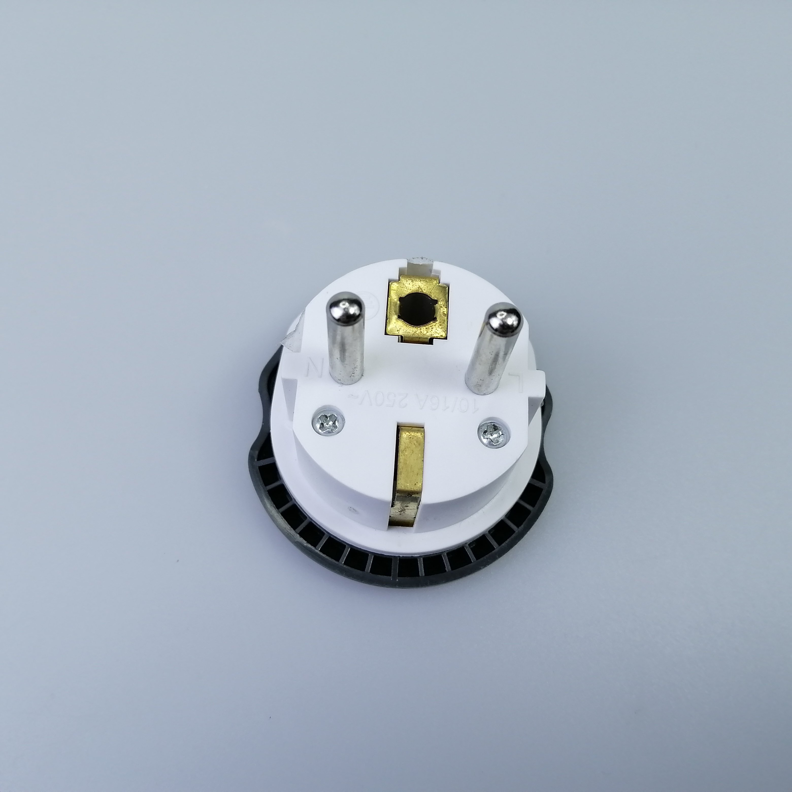 Small Shape Multiple Suitable Different Standard Universal travel Plug Adapter