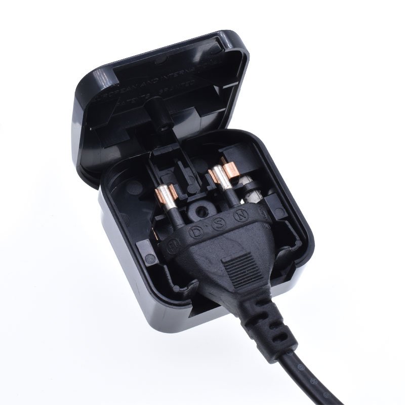 EU to UK plug adapter Box Type 13A 250V European Type-C Round 2 pins to Type-G British Travel Converter Built-in fuse 3A/5A/13A