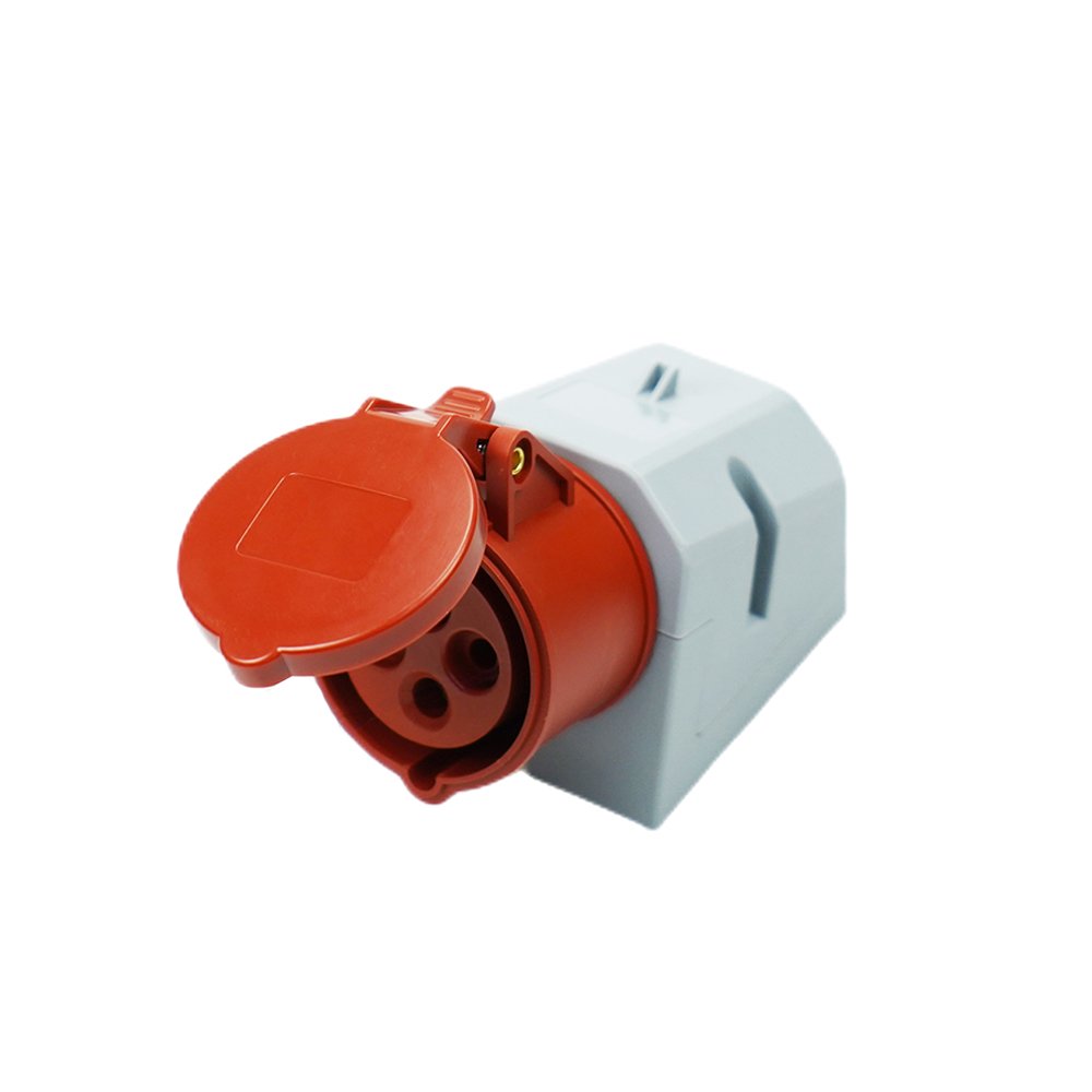 3P+E 400V CEE plug 32A socket wall