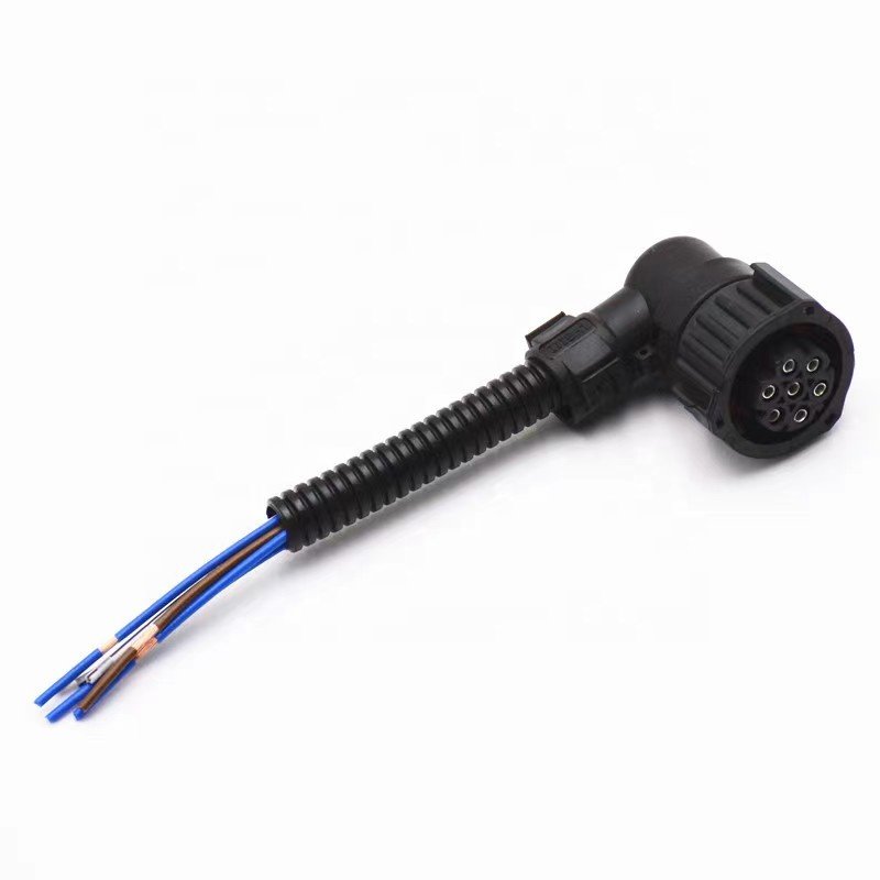 OEM Heavy truck taillight 7pin trailer connector-wire headlight tail lamp plug harness 7-hole wiring harness connector supply