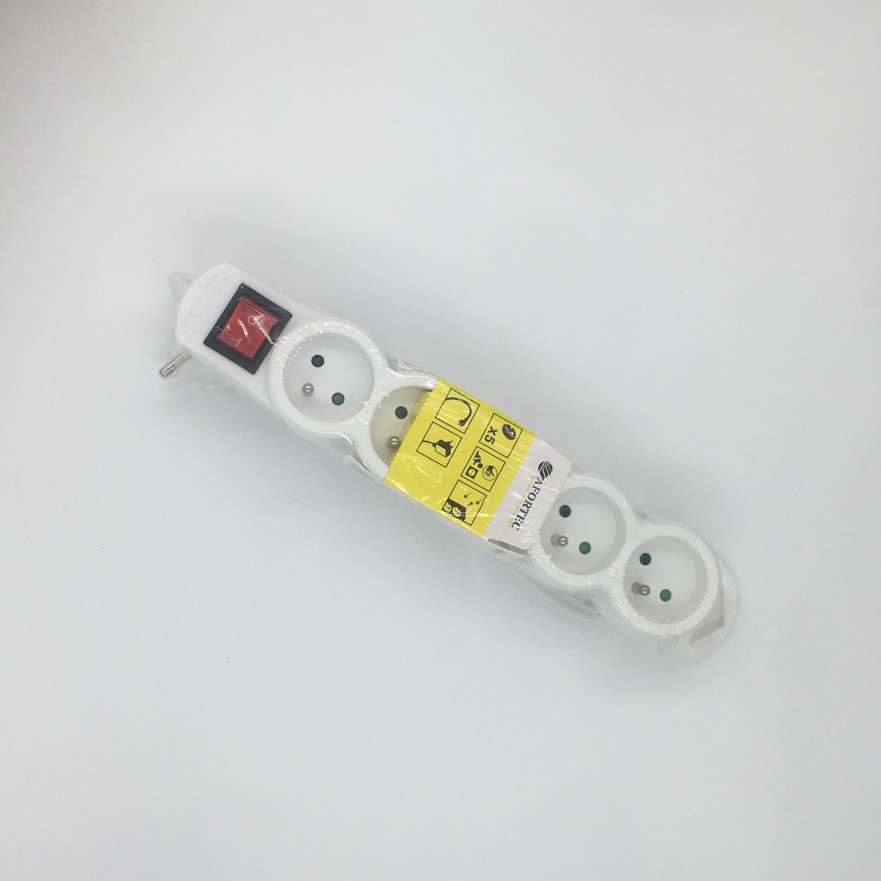 2023 New Listing 2m 3/4/5 ways with ports Uk Eu smart home switch power strip multi plug with socket