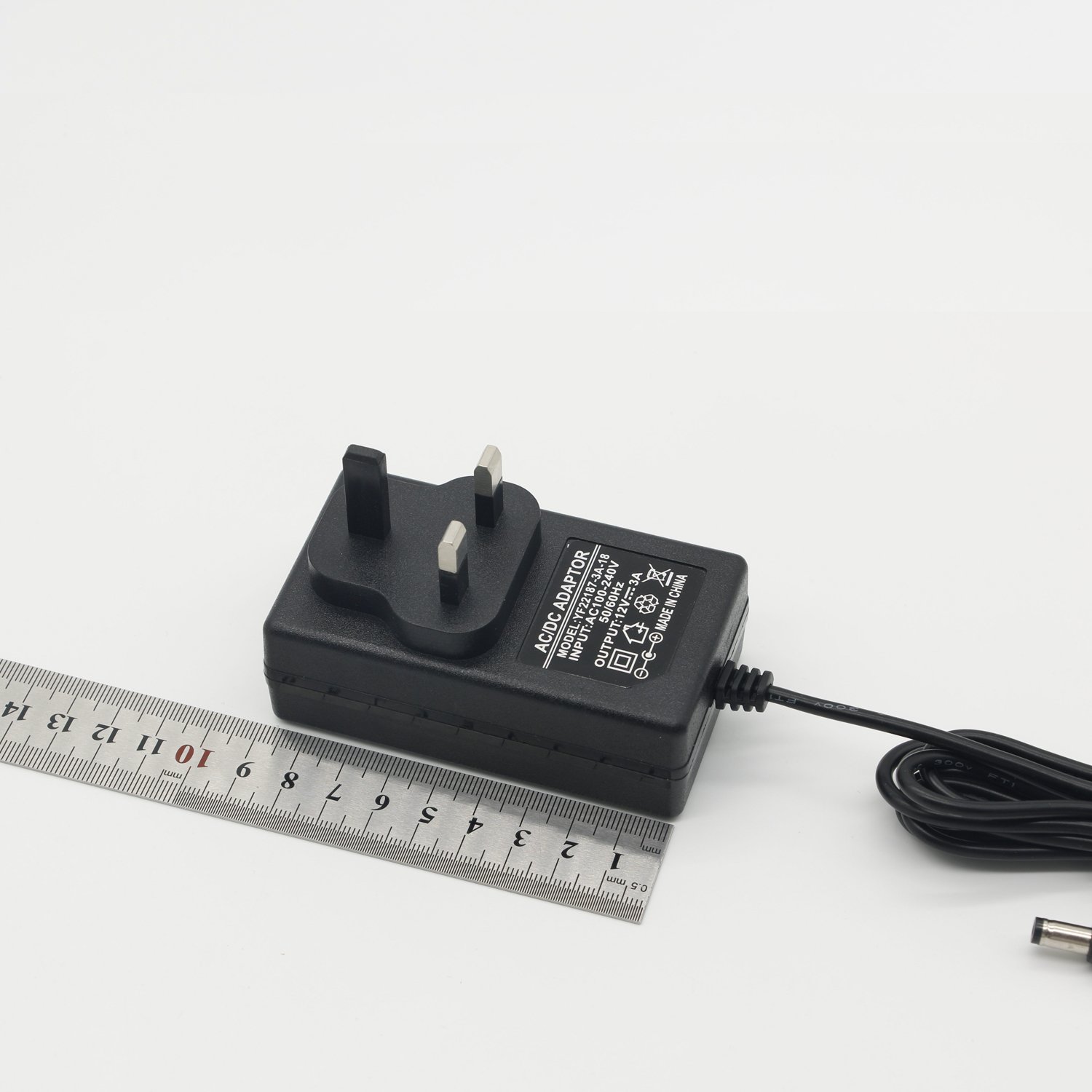 Factory Price UK Plug Adapter 12V 3A Wall Charger 36W AC DC Power Adapter 12V 3000ma AC DC Adapters with 1M Cable 5.5*2.5mm