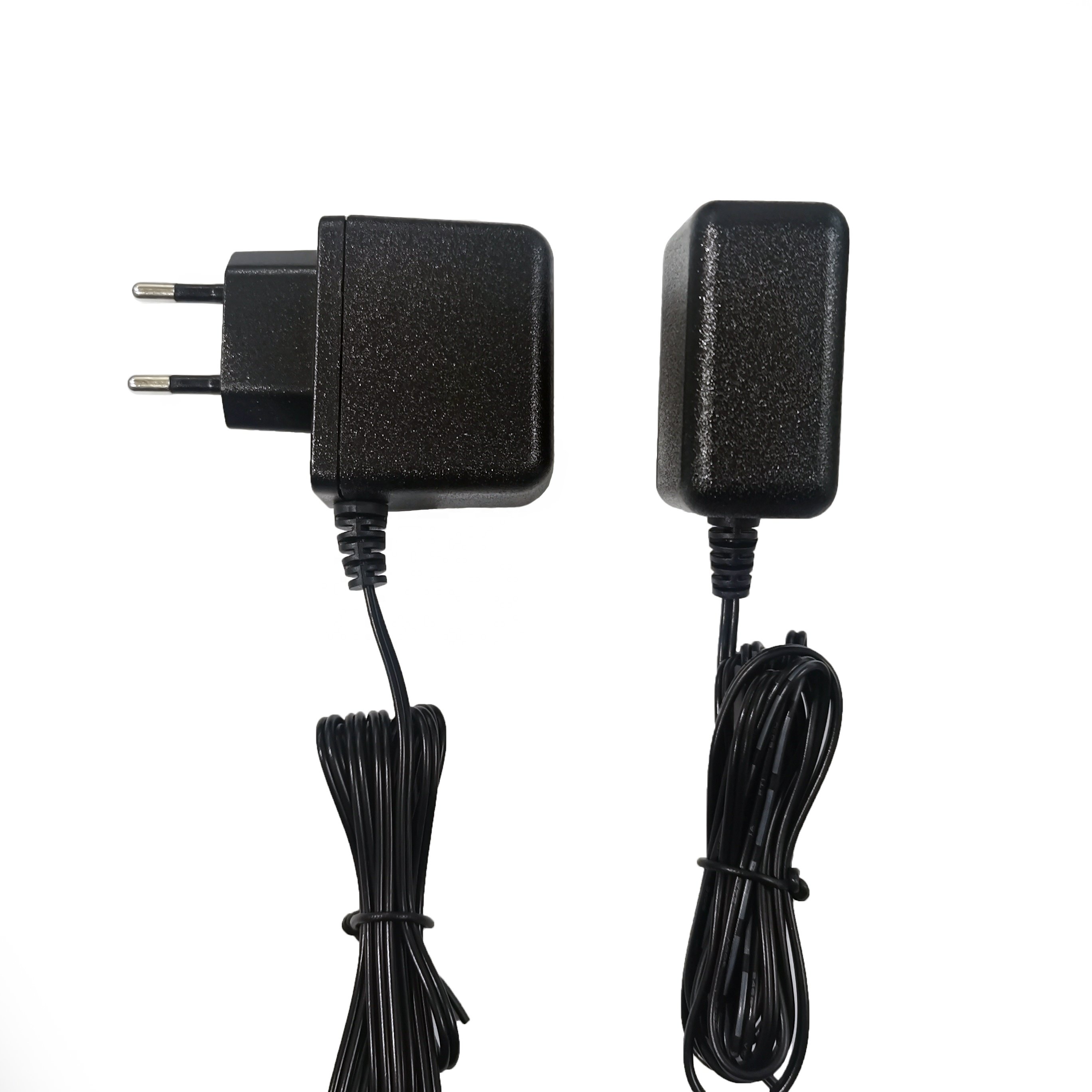 Small Size 12V 1.5A Power Adapter Portable AC 100-240v 50/60hz Plug-In Connection DC Output
