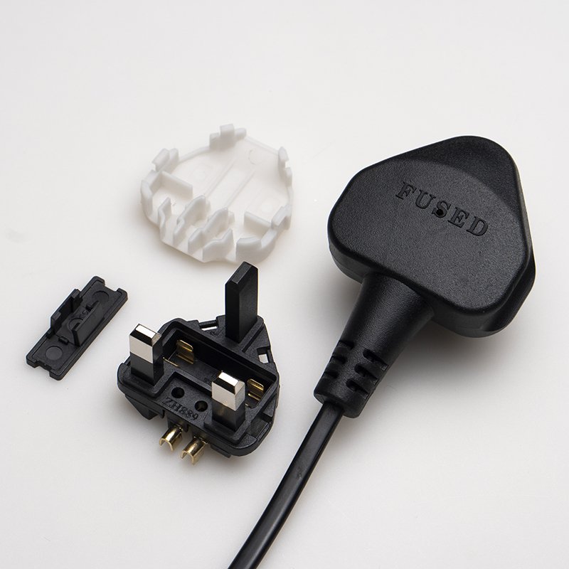 Good Price UK Electric Accessories Projector Power Cable Extension Cord Brass PIN PBT Fireproof Fuse 13A BS Male Plug Insert