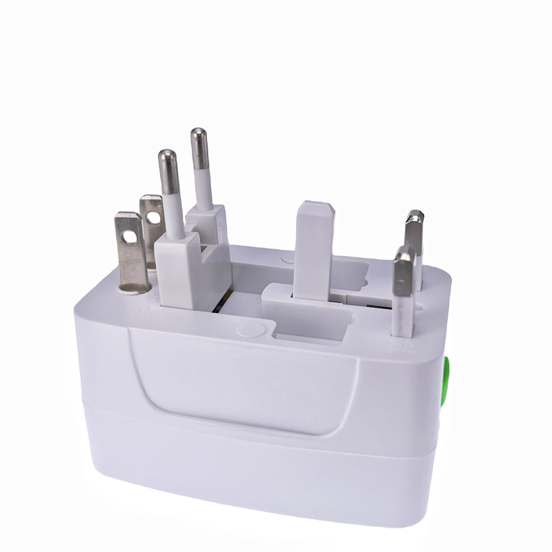 Global Travel Multifunctional Adapter 2 USB+Type-C Universal Plug Socket 2A Safety Conversion Socket OEM Customization Rated CN