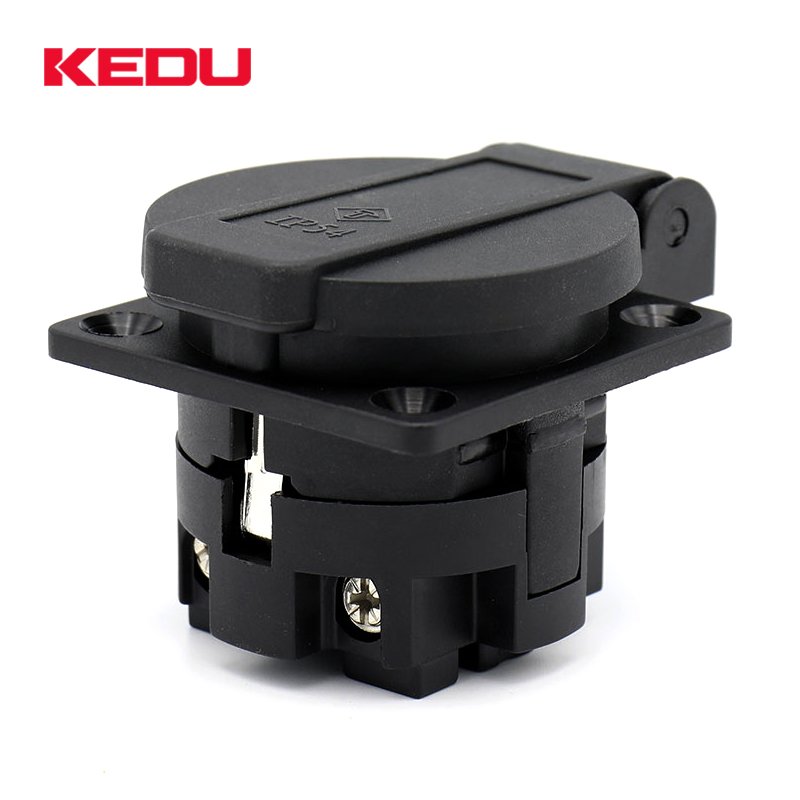 KEDU High Quality 250V 16A 3Pin Italy Waterproof Electrical Waterproof Plug and Socket