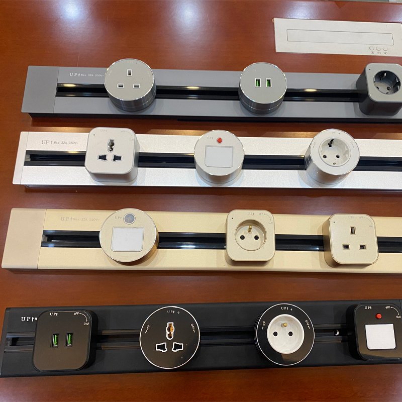 Best Selling International Multifunction Switch And Industrial Plug & Multimedia Desktop High Quality Power Track Socket