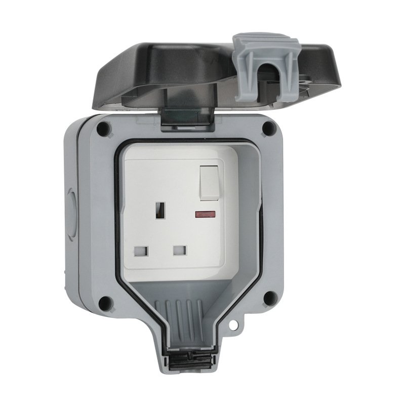 British standard outdoor IP66 dustproof and waterproof 13A switch socket