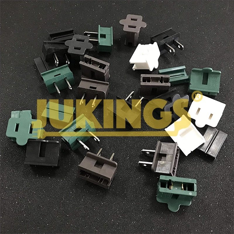 125V SPT-2 Vampire Plug with 2 Outlets Slip on Male Plug for C7C9 Christmas Lights PVC IP44 CN Standard