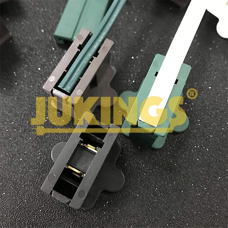 125V SPT-2 Vampire Plug with 2 Outlets Slip on Male Plug for C7C9 Christmas Lights PVC IP44 CN Standard