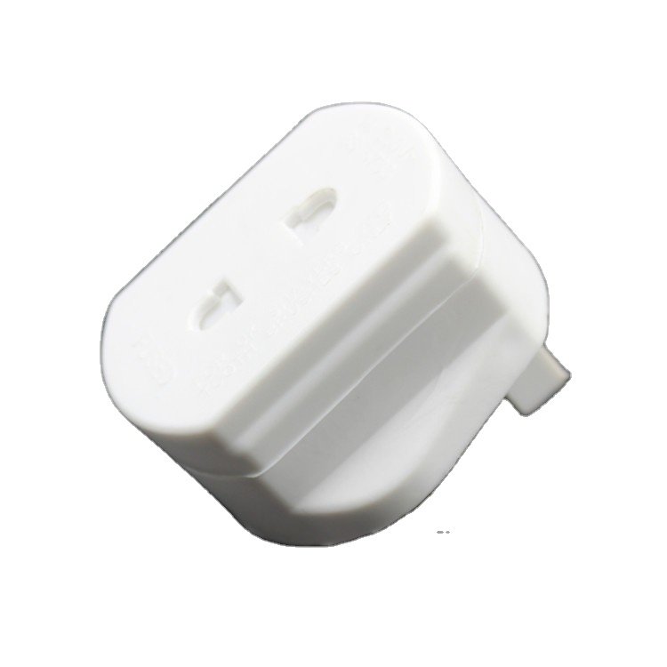 European Euro EU 2 Pin to UK 3Pin Power Socket Travel Plug Adapter Converter