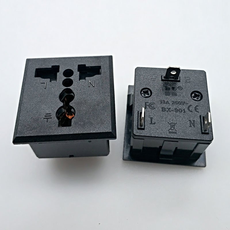 wholesale power plug Black universal electrical outlet extender CE Multifunction international socket module UK power outlet