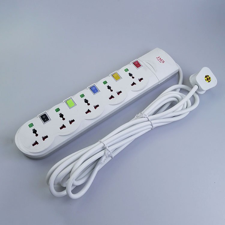 wholesales High Quality universal 3 4 gang extension cable wire plug socket with USB