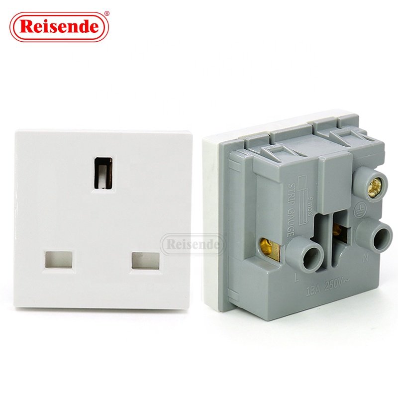 High Quality Ac Power Inlet 2 Pin Embed Uk Plug 16amp Female Industrial Wall 3pin Socket Ac Outlet