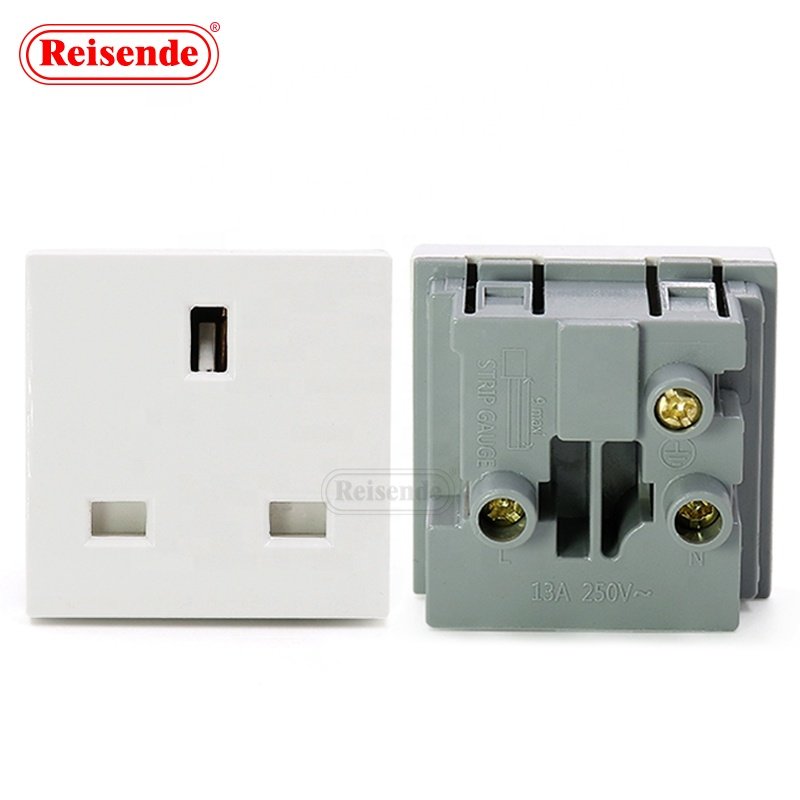 High Quality Ac Power Inlet 2 Pin Embed Uk Plug 16amp Female Industrial Wall 3pin Socket Ac Outlet