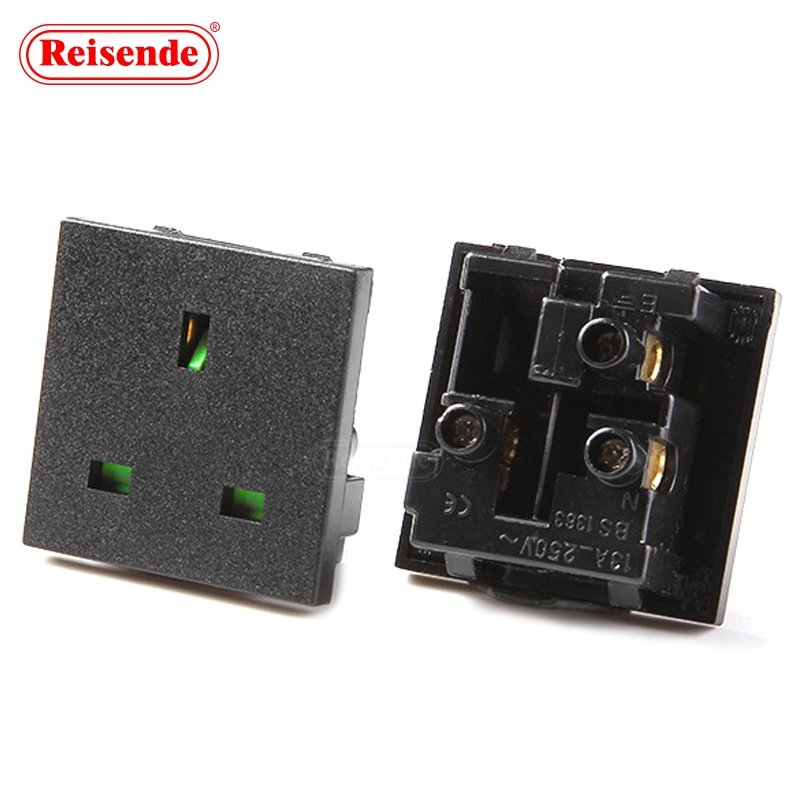 High Quality Ac Power Inlet 2 Pin Embed Uk Plug 16amp Female Industrial Wall 3pin Socket Ac Outlet