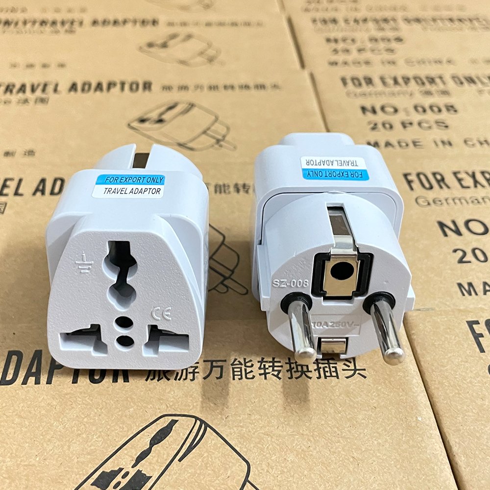 Power converter Travel Europe plug socket adapter 4.8MM German standard plug to universal plug