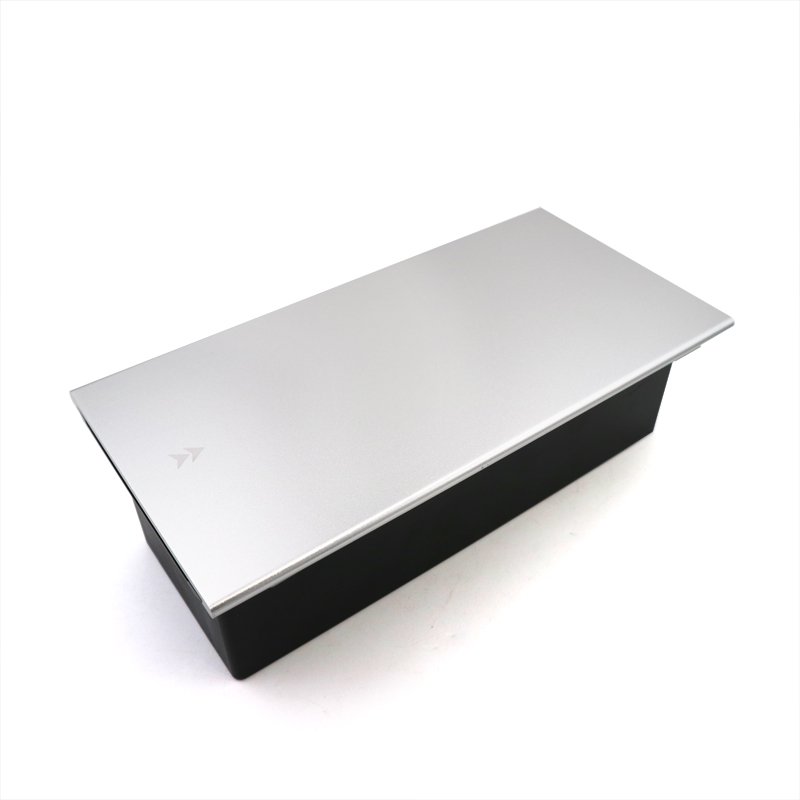 Top quality 110-240V 10A Universal plug desk socket outlet coffee shop conference table socket box