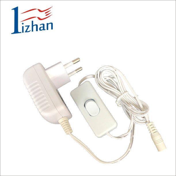 New style white color 12V 1A power adapter 12W plug in connection power supply CE ac adapter