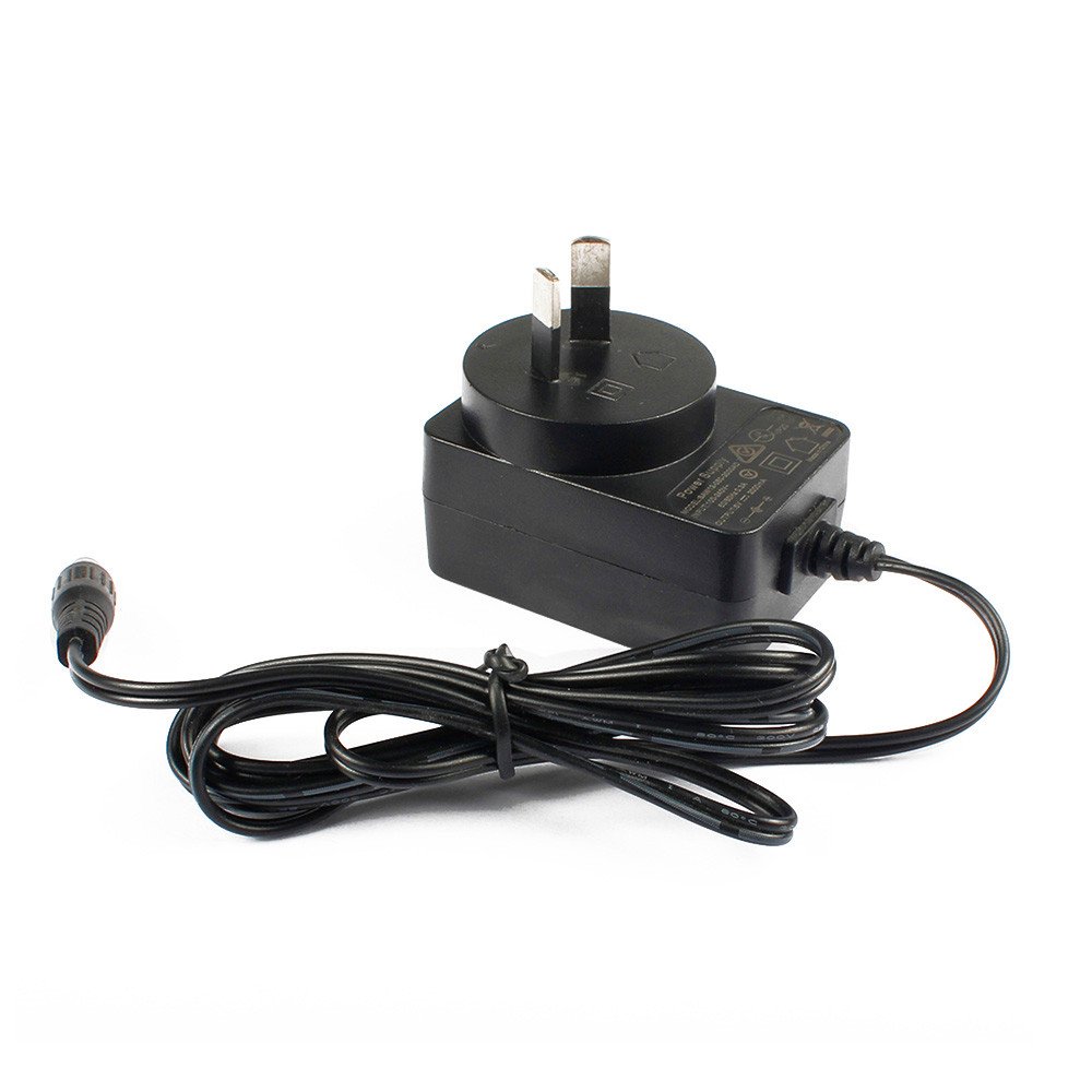 CE FC VCI GS PSE KC Approved Universal International Travel Interchangeable Plug Power Adapter 5V 3A
