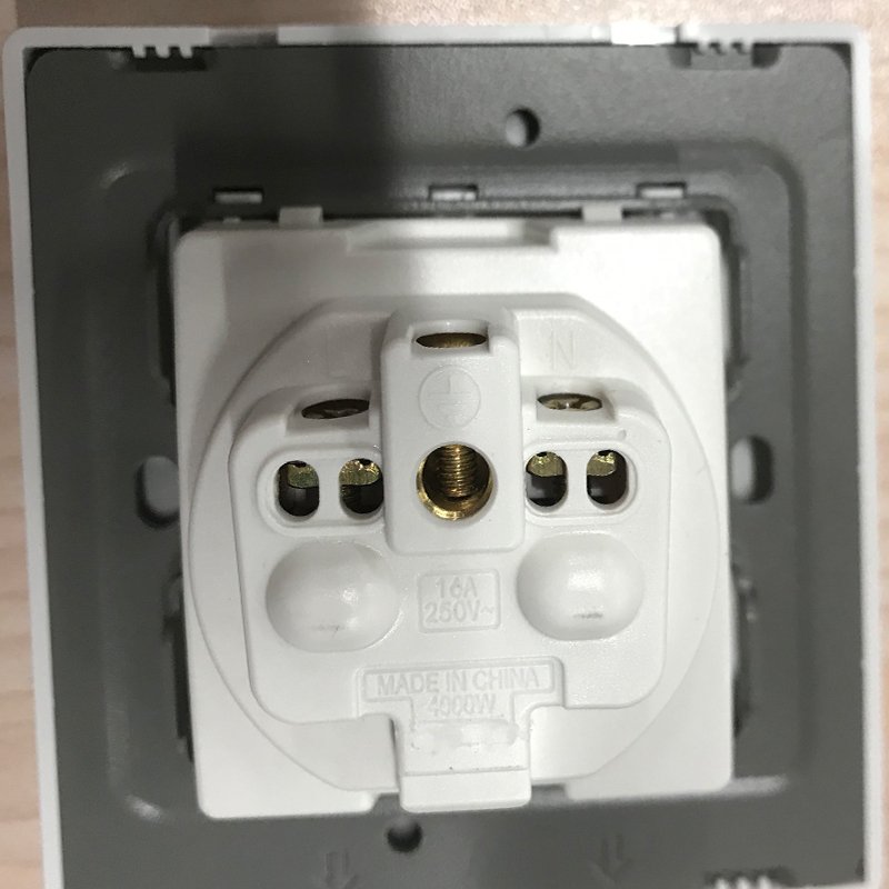 16A Europe Power Outlet, 86mm white panel Russian Federation AC 110V-250V Embedded EU Standard Electric plug Wall Socket