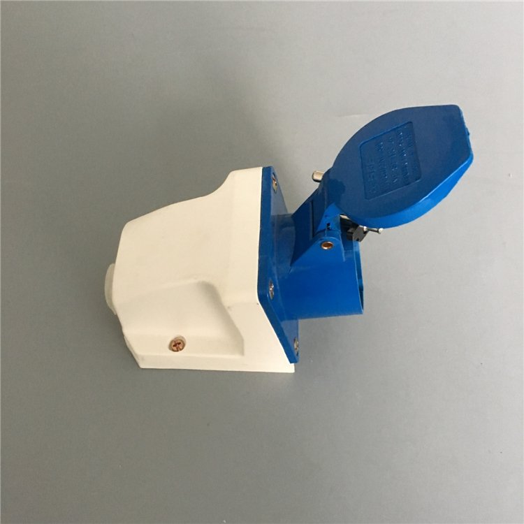 UK 240V Mains plug and wall mounted socket for Camping Caravan Motorhome Site hook up adapter