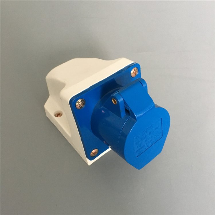 UK 240V Mains plug and wall mounted socket for Camping Caravan Motorhome Site hook up adapter