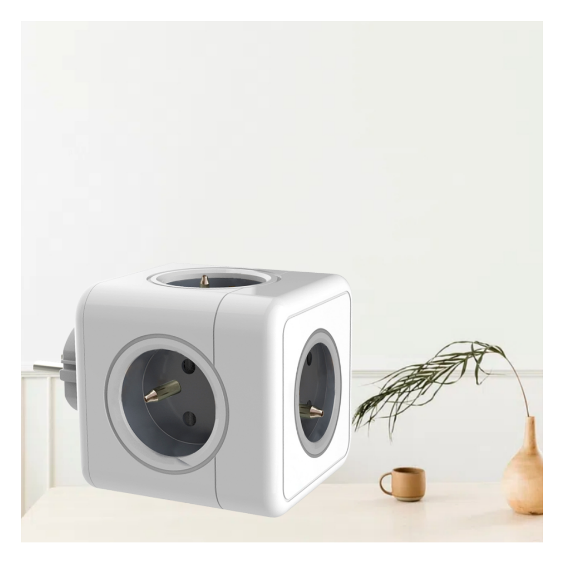 2023 Portable France Cube Plug 5 Outlets Practical Popular Stackable Cheap FR Power Cube Socket For Home Office Travel