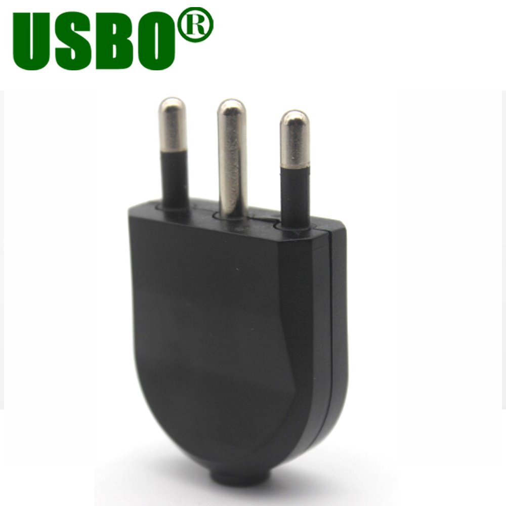 Fashionable italian standard 3-round-pin multi functional adaptor plug