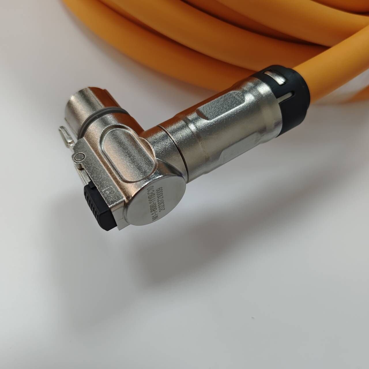 High Voltage Power Safety Lock Connector 1 Pin 200A HVIL HV DC Copper Electrical Plug Connector Socket Bolt Terminal 1000V