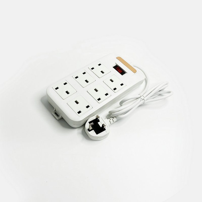 Wholesale price US UK Socket 3 Pin british plug extension cord multi socket surge protector power strip with switch