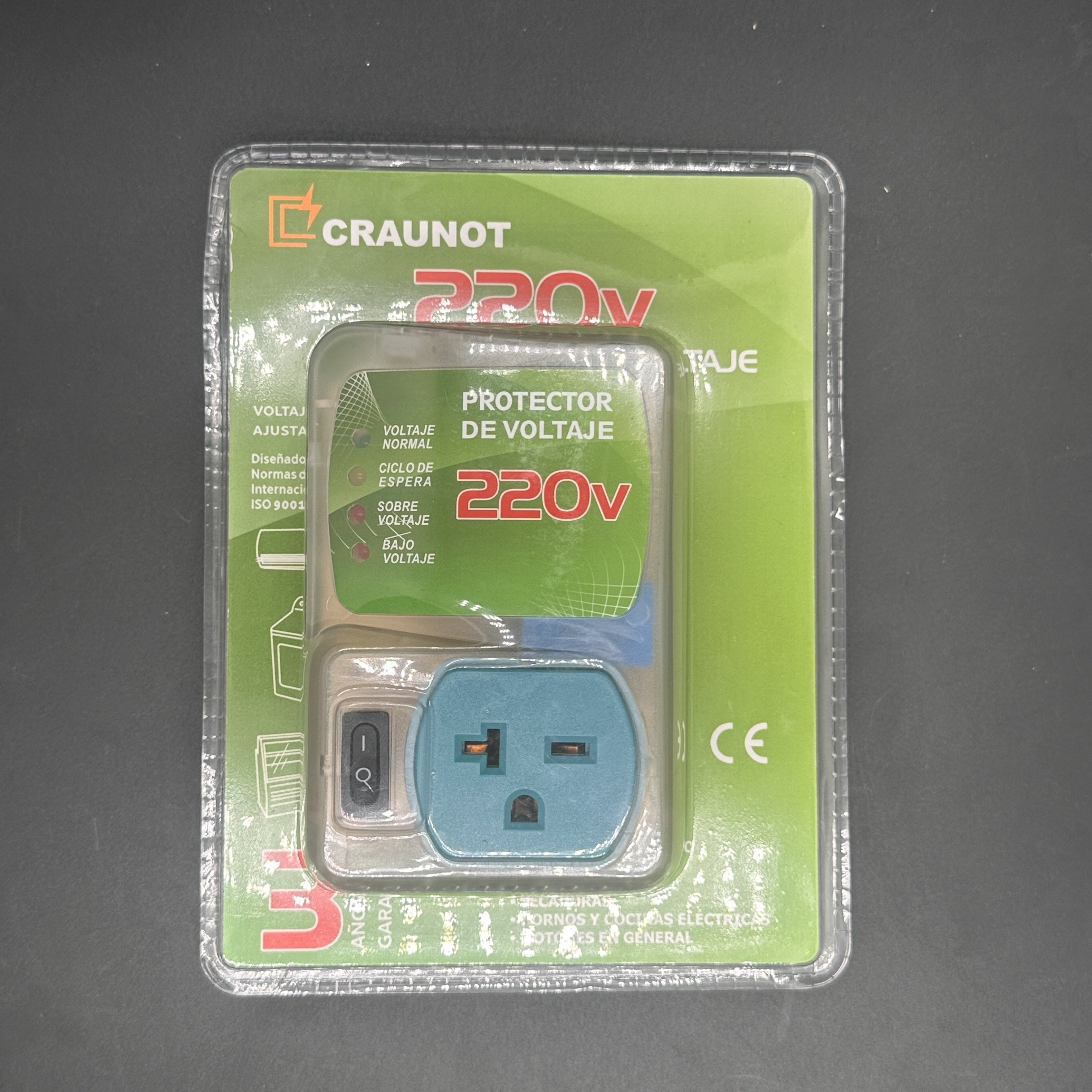 Professional foreign trade South America home appliance protector plug socket beige blister packaging