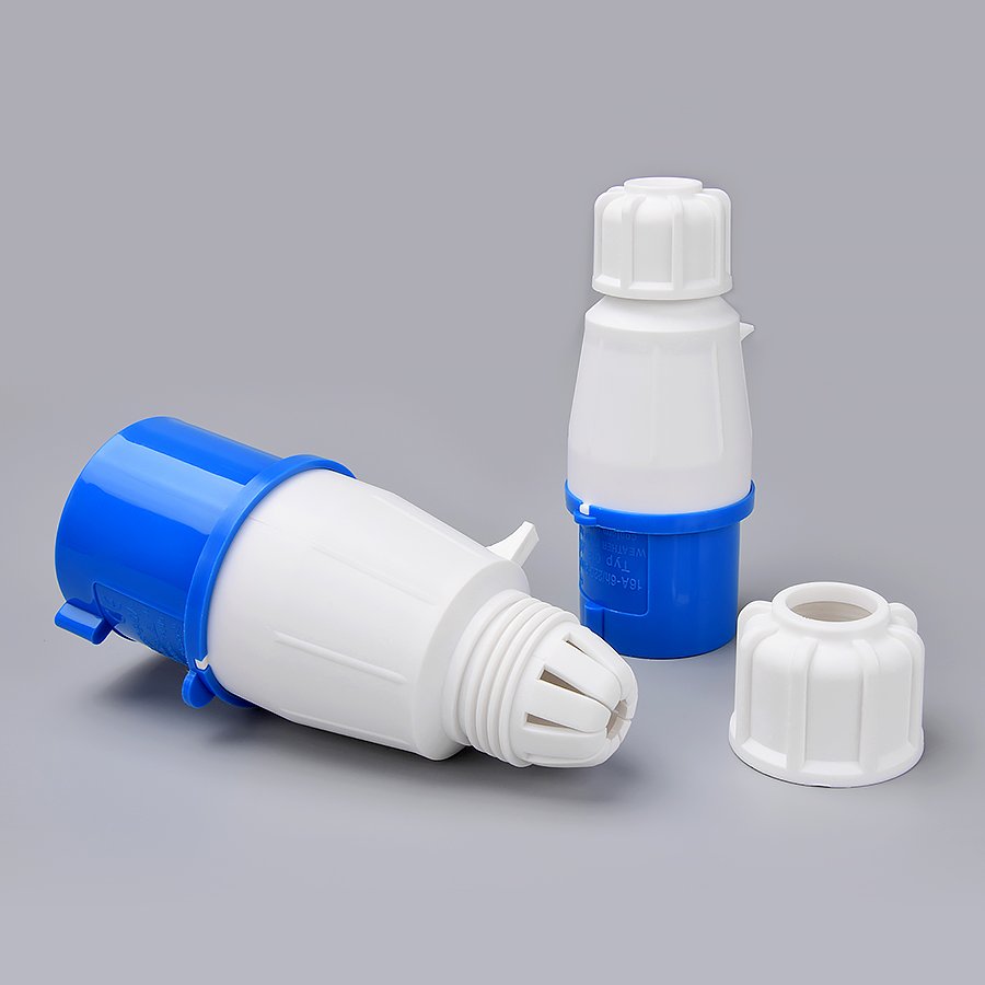 Electrical supplies IP44 waterproof plug 220V industrial plug and socket 3Pin 16A industrial plugs