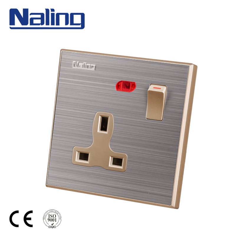 Naling Manufactured Products 13A Square 3 Pin Electrical Plug Switch Socket