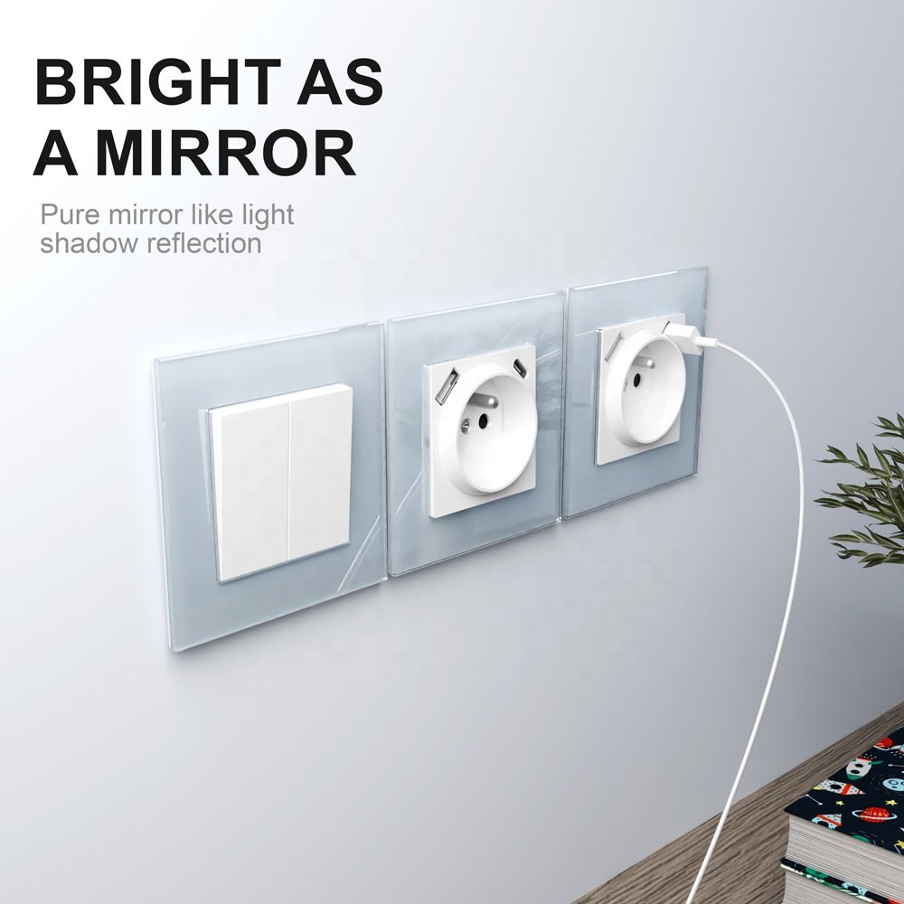 86*86MM EU Standard standard size tempered glass plug socket with type c usb 250A 16A