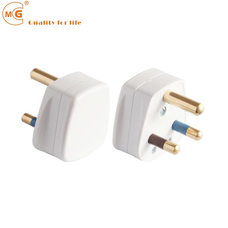 White uk standard 15Amp top plug with fused