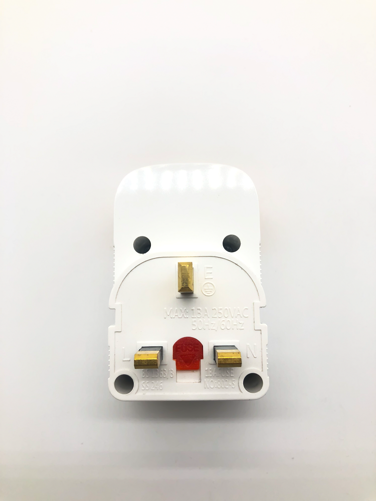 UK BS 1363/3 CB Certificate GCC Gmark Power Supplies Adapters Multi-Three Plugs Full Copper Pins AC Output Type Plug-In