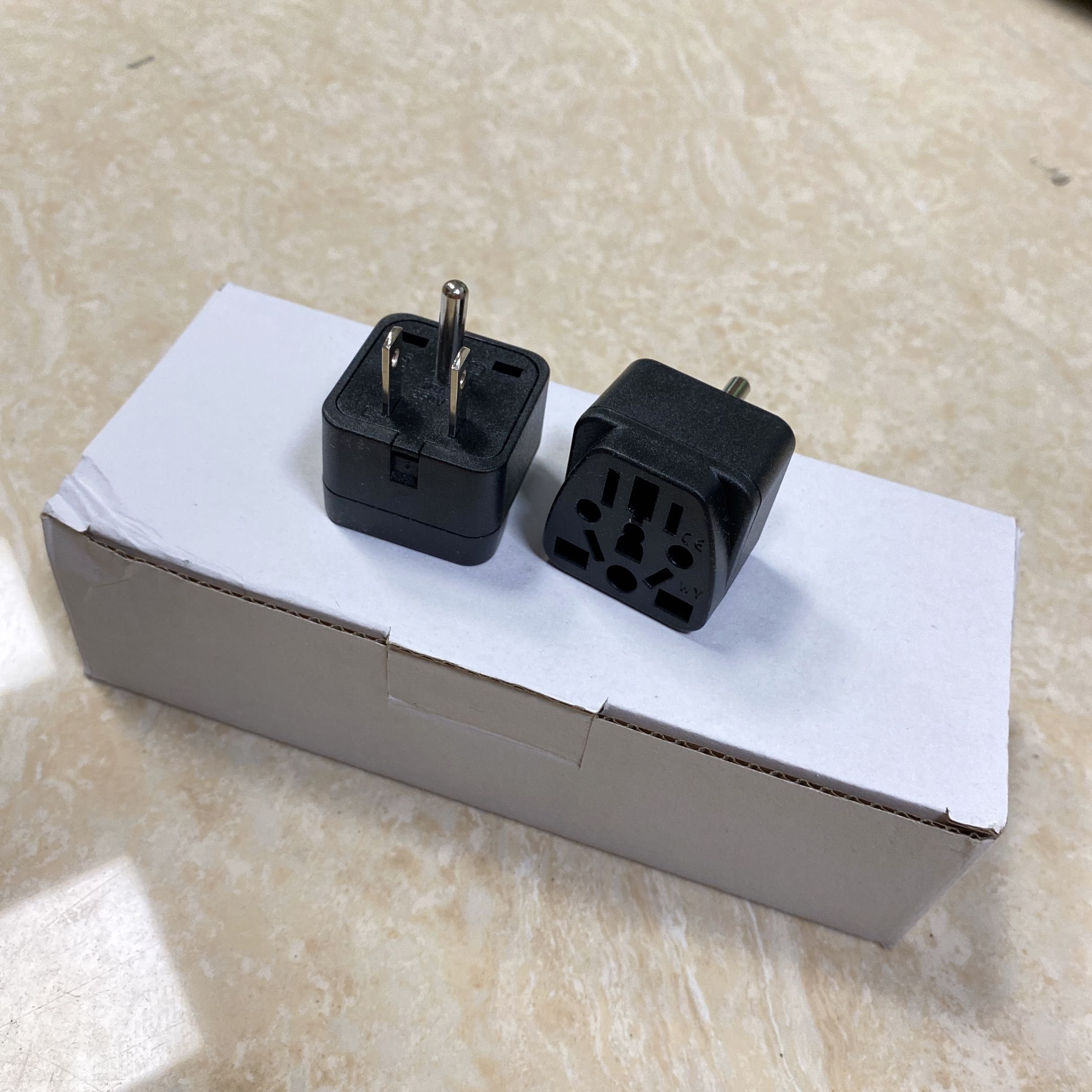 Free logo print Grounding USA Type B plug world 150 countries universal international travel power plug adapter CE ROHS