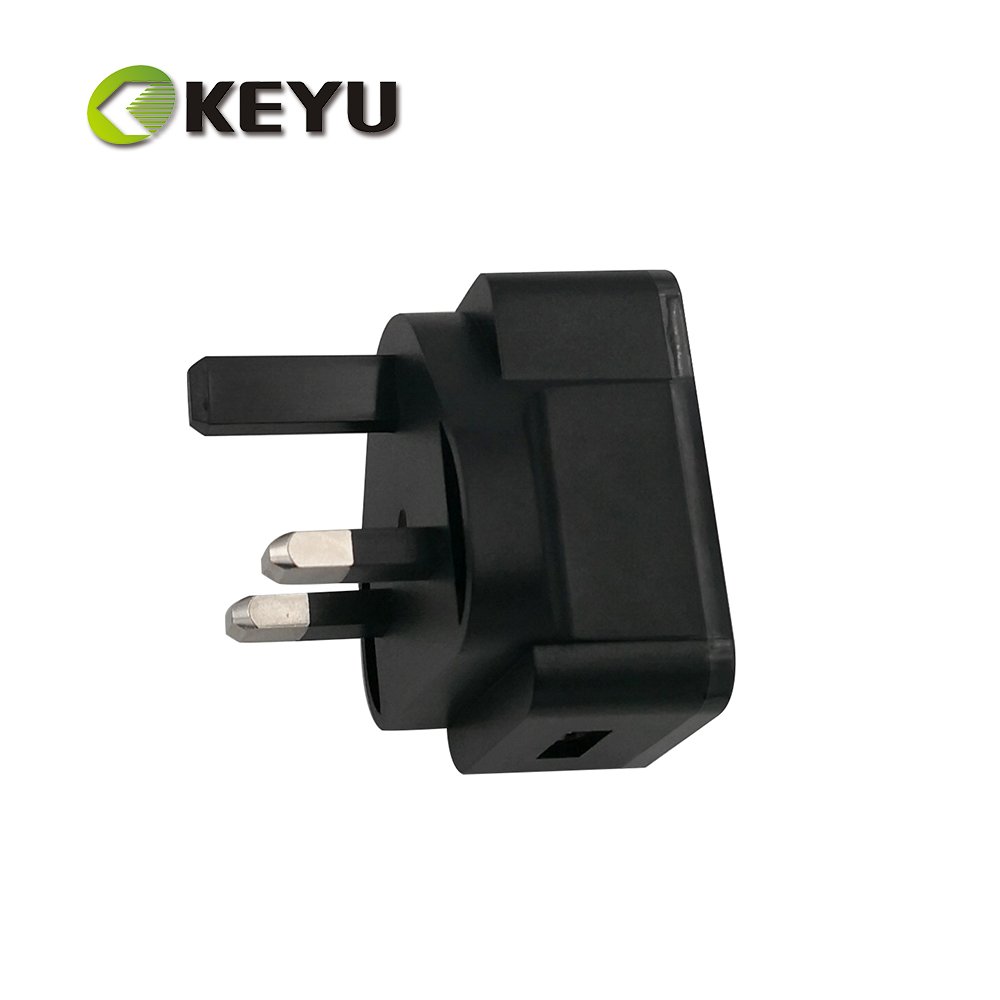 UK plug wall adapter single USB port with CE certificate 5V 1A mobile phone charger from keyu power supply