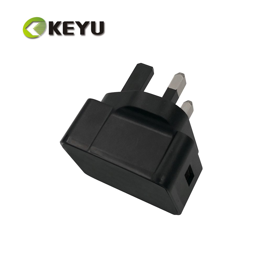 UK plug wall adapter single USB port with CE certificate 5V 1A mobile phone charger from keyu power supply