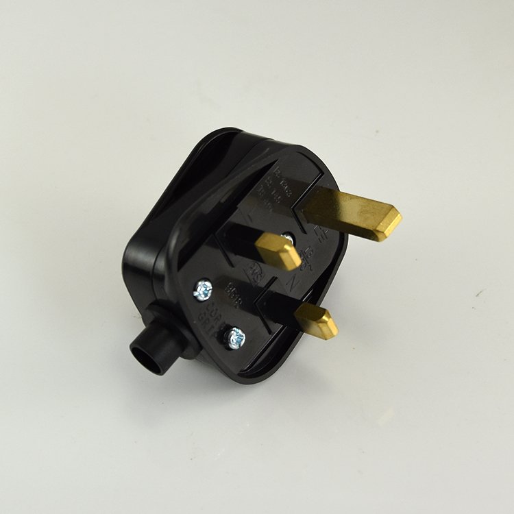 UK Plug 3 Pins Rewireable Power Plug Type G With 13A Fuse electrical plugs and sockets