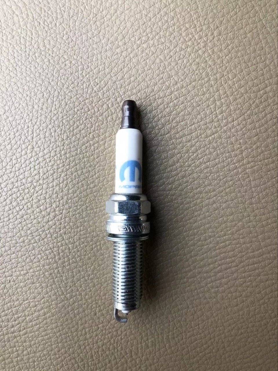 New Jep Dodeg Chrysler 3.6 3.0 Spark Plug SP149125AE