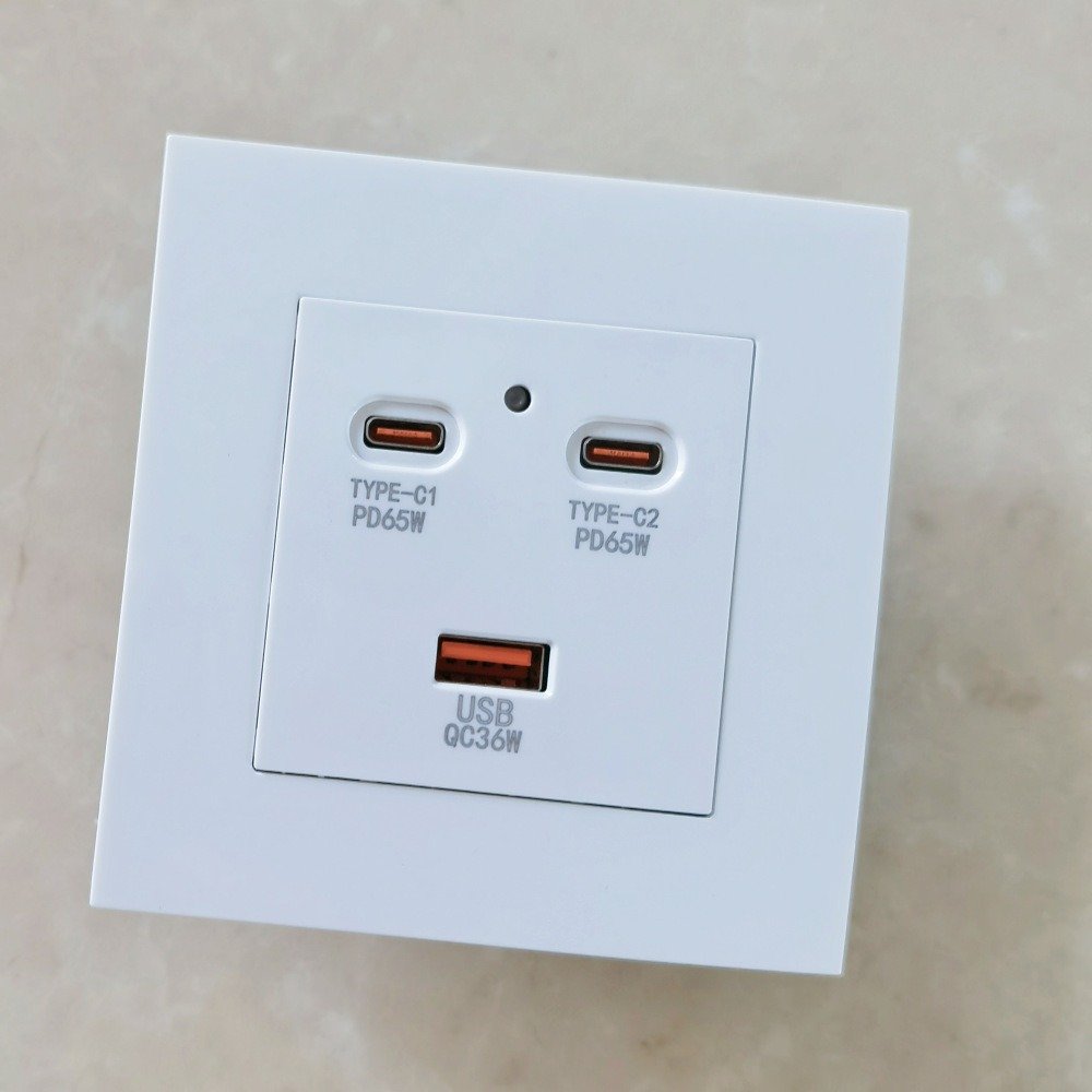 White black 220V Wall Electrical Outlets,Uk EU 2.4A USB Plug Adapter,Universal 65W Type C Port Super Fast Charging Wall Sockets