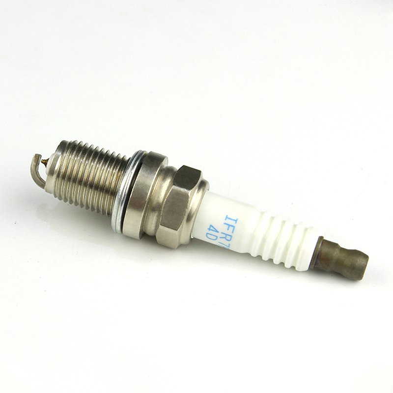M2A00-3705002A IFR7U-4D Wholesale Car spark plug Bus for truck engines spark plugs making machine natural gas spark plug
