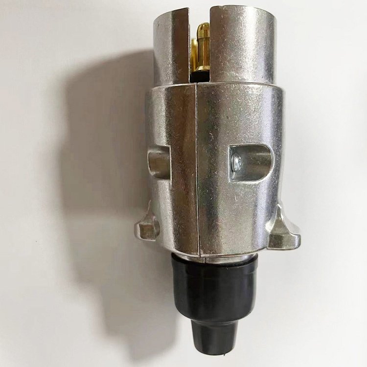Hot Trailer Connector Plug Socket Round Male Metal Adapter 7 Pin 12V for Caravan Car Socket RV Socket