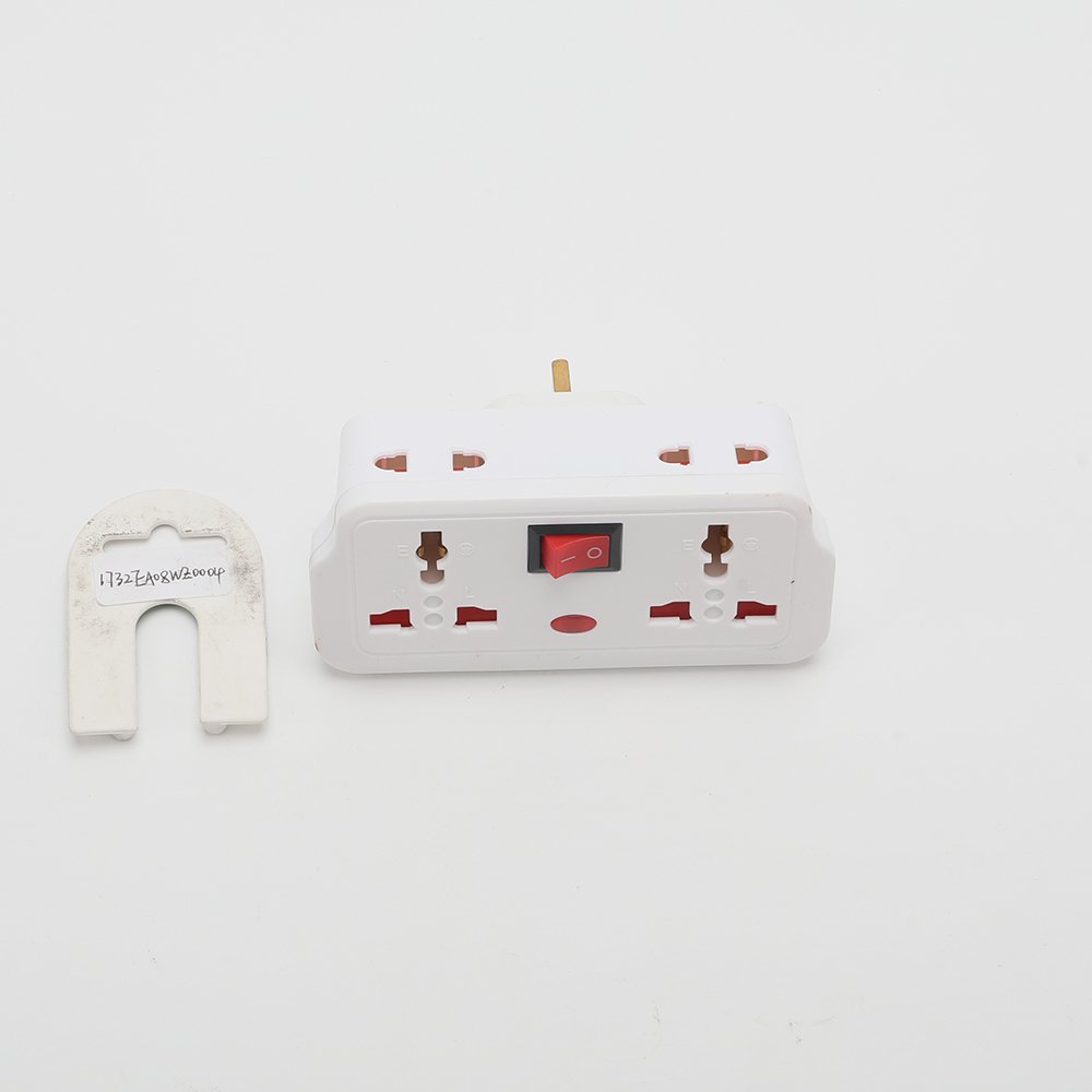 Universal electric plug 3 way ac power outlet adapter socket