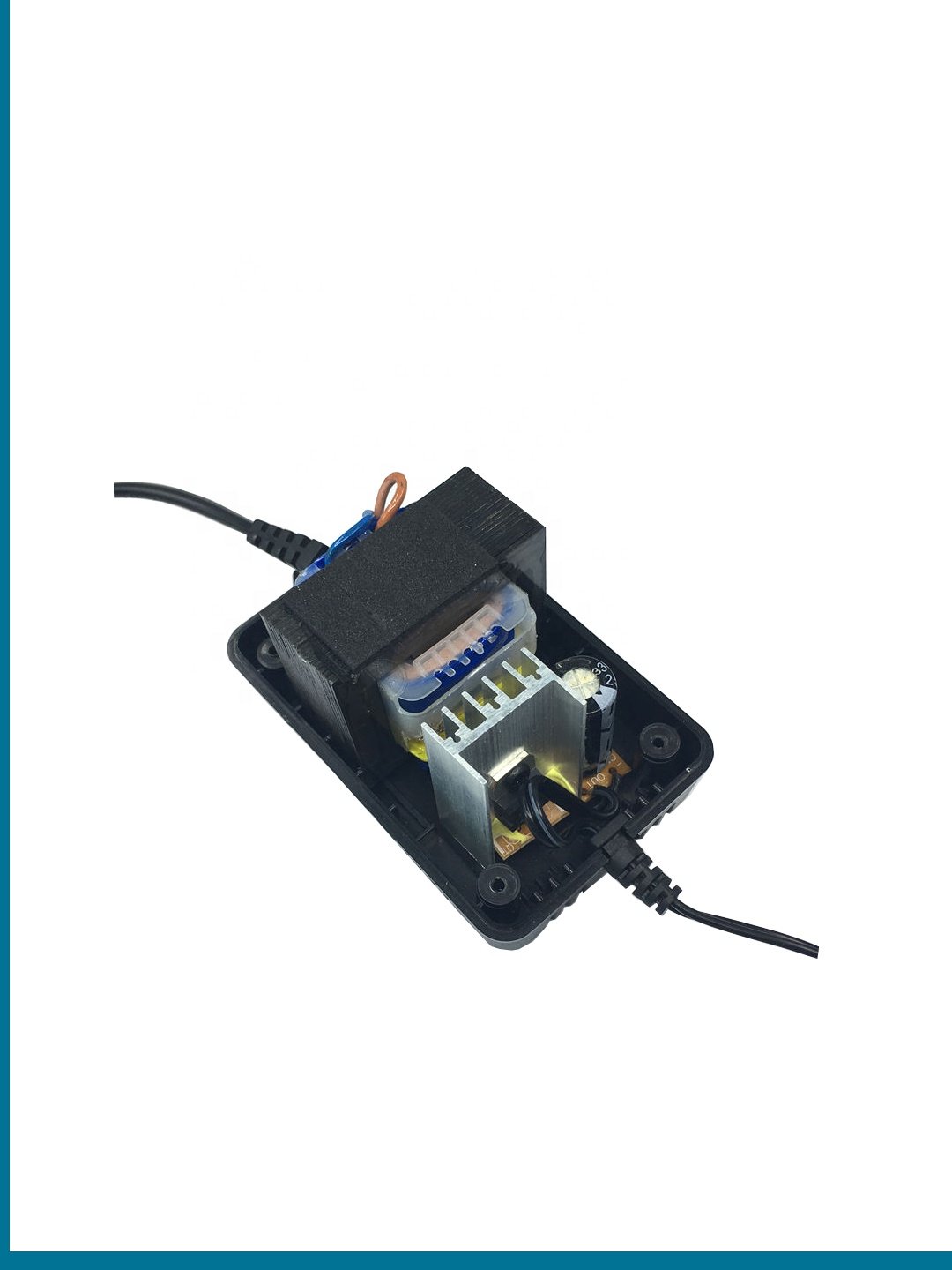 AC-AC transformer with US plug Input is 120V 60Hz. Out put is 15V AC 2000 mA Linear power adapter