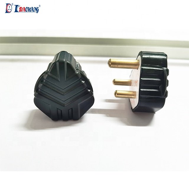 South Africa 3 round pin 15a plug top