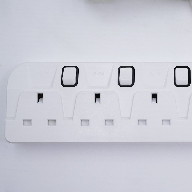 Hot Selling Fast Charger Electrical Power Strip 5 Way Plug Adapter Uk Type Smart Home Switch And Socket
